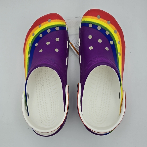 NWT Crocs Classic Rainbow Dye Clogs, Men's 10 / Women's 12 ~ Pride Sandals ~ - Picture 10 of 16